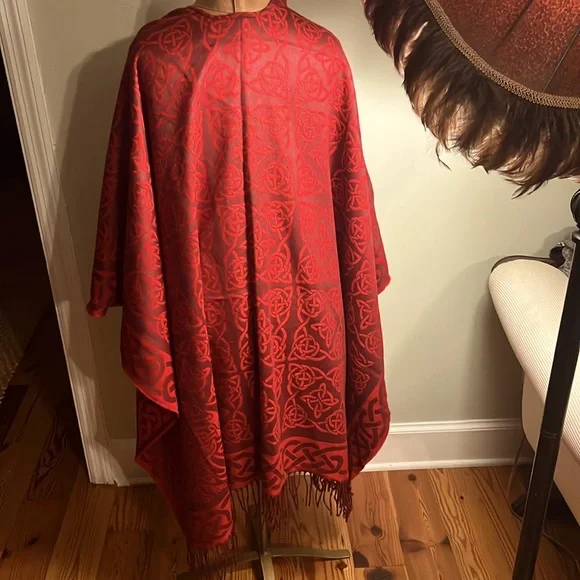 Reversible Red Ruana - Picture 2 of 5